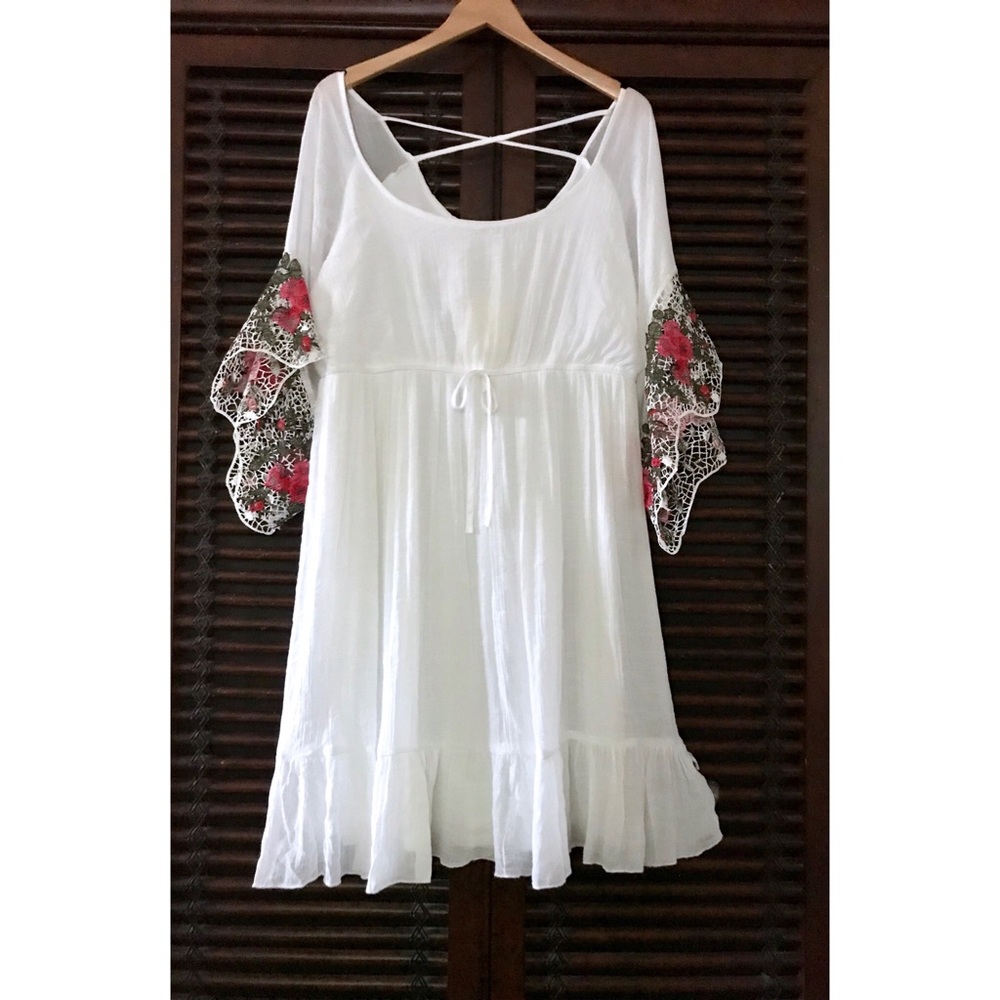 WHITE Crochet Lace Dress BOHO Peasant Bell Sleeves - Picture 3 of 6